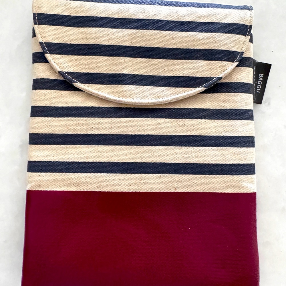 BAGGU IPOD TABLET EREADER FIRE PAPERWHITE HOLDER